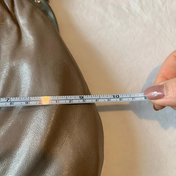 Vintage cabrelli Canada leather  clutch - Picture 7 of 9